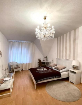 Dachgeschosswohnung mit 2 Schlafzimmern Zentrum Nord mit Aufzug